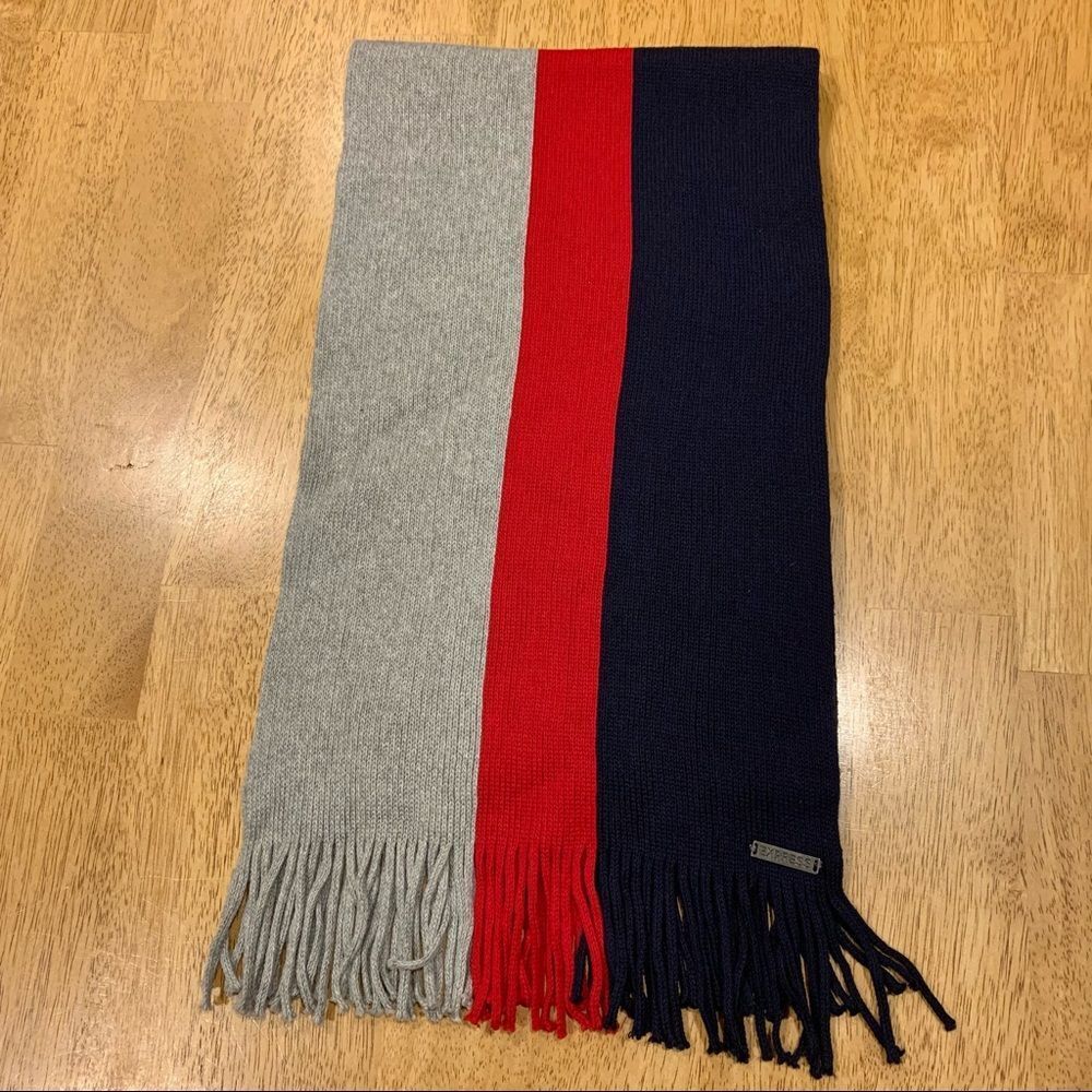 Express Gray Red‎ Navy Striped Knit Winter Scarf